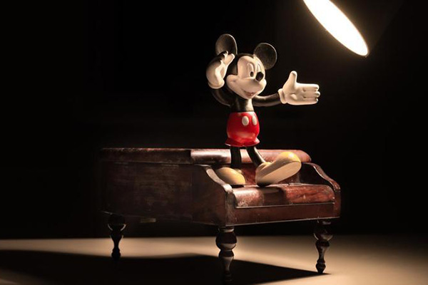 米老鼠的版权刚到期就被多方拍电影和做游戏，是否构成对迪士尼的侵权！永春商标申请的流程